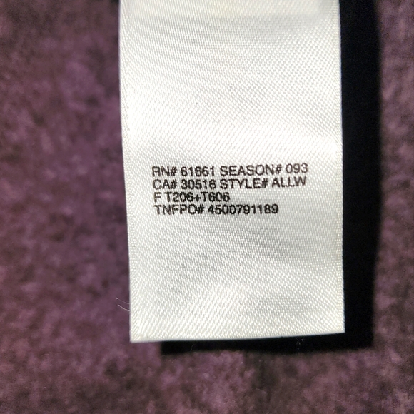 The North Face Medium Polartec Full Zip Fleece Jacket - Picture 8 of 12